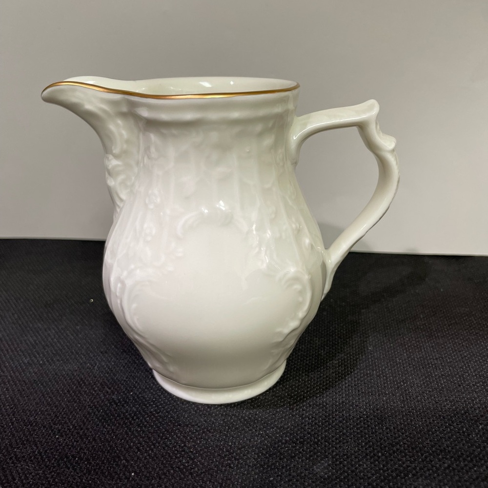ROSENTHAL CLASSIC Embossed Sanssouci Design Ivory Creamer with Gold Trim 6oz